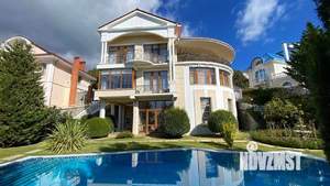 Дом 515м², 3-этажный, участок 10 сот.  