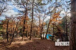 Дом 266м&sup2;, 3-этажный, участок 20 сот.  