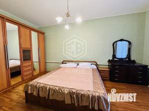 Дом 210м&sup2;, 2-этажный, участок 5 сот.  