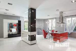 Дом 350м², 2-этажный, участок 9 сот.  