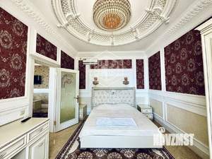 Дом 631м², 4-этажный, участок 8 сот.  