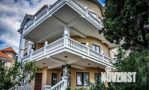 Дом 540м², 3-этажный, участок 18 сот.  