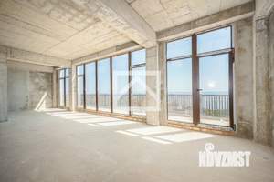 Дом 240м&sup2;, 3-этажный, участок 3 сот.  