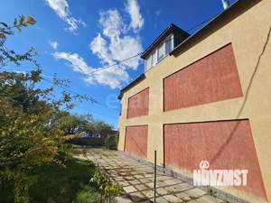 Дом 300м&sup2;, 3-этажный, участок 4 сот.  