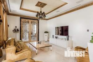 Коттедж 450м², 2-этажный, участок 15 сот.  