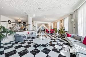 Дом 830м&sup2;, 4-этажный, участок 10 сот.  