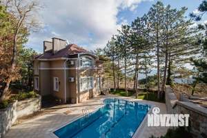 Дом 266м&sup2;, 2-этажный, участок 20 сот.  