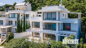 Дом 475м², 3-этажный, участок 4 сот.  