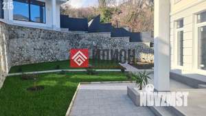 Дом 230м&sup2;, 2-этажный, участок 7 сот.  