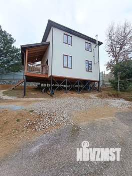 Дом 105м&sup2;, 2-этажный, участок 6 сот.  