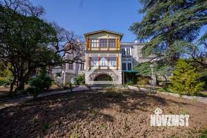 Дом 825м&sup2;, 2-этажный, участок 31 сот.  