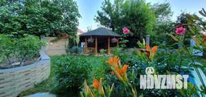 Дом 266м², 3-этажный, участок 8 сот.  