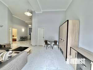 Дом 375м², 3-этажный, участок 1 сот.  