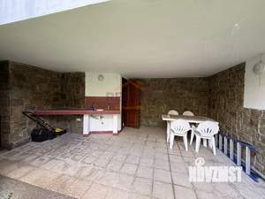 Дом 303м&sup2;, 3-этажный, участок 7 сот.  