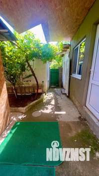 Дом 192м&sup2;, 3-этажный, участок 4 сот.  