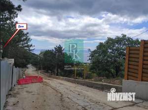 Дом 294м&sup2;, 2-этажный, участок 4 сот.  