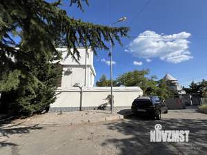 Дом 253м², 3-этажный, участок 3 сот.  