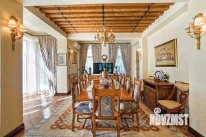 Дом 700м², 3-этажный, участок 17 сот.  