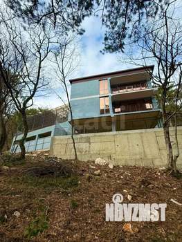 Дом 220м², 2-этажный, участок 3 сот.  