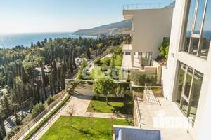 Дом 660м&sup2;, 3-этажный, участок 3 сот.  