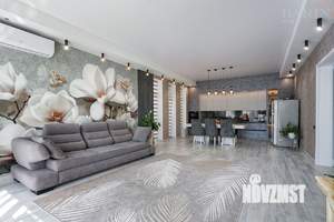 Коттедж 280м², 3-этажный, участок 8 сот.  