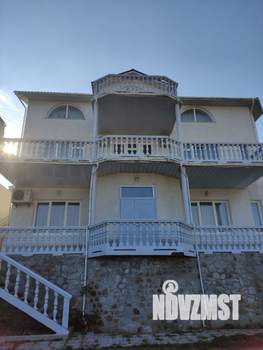 Дом 532м&sup2;, 4-этажный, участок 10 сот.  