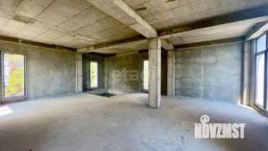 Дом 240м&sup2;, 3-этажный, участок 3 сот.  