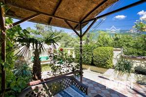 Дом 270м&sup2;, 3-этажный, участок 3 сот.  