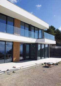 Дом 191м&sup2;, 2-этажный, участок 4 сот.  