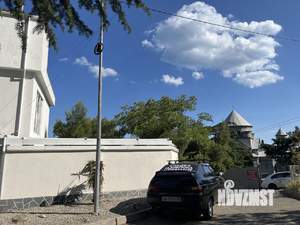 Дом 253м², 3-этажный, участок 3 сот.  