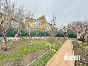 Дом 385м², 3-этажный, участок 14 сот.  