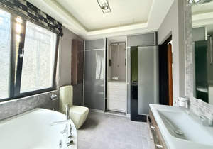 Дом 426м&sup2;, 4-этажный, участок 3 сот.  