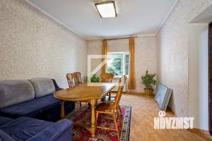 Дом 286м², 3-этажный, участок 6 сот.  