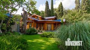 Дом 178м&sup2;, 2-этажный, участок 17 сот.  