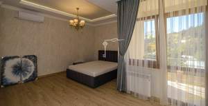 Дом 240м², 2-этажный, участок 3 сот.  