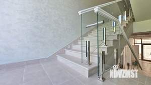 Дом 574м², 3-этажный, участок 26 сот.  