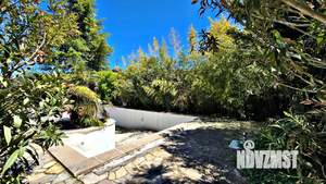 Дом 537м&sup2;, 2-этажный, участок 15 сот.  