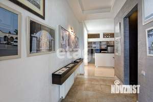 Дом 314м&sup2;, 3-этажный, участок 1 сот.  