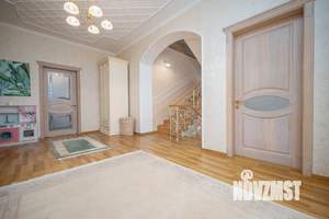 Дом 465м², 4-этажный, участок 11 сот.  