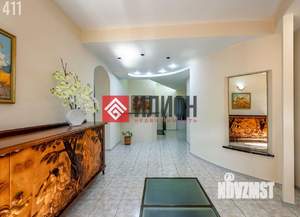 Дом 740м&sup2;, 4-этажный, участок 9 сот.  