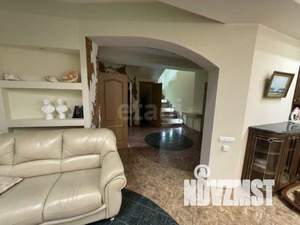 Таунхаус 150м², 2-этажный, участок 1 сот.  