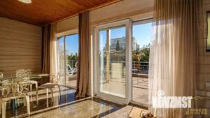 Дом 350м², 4-этажный, участок 10 сот.  