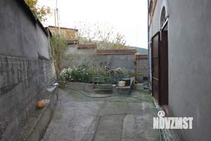 Дом 373м&sup2;, 3-этажный, участок 9 сот.  