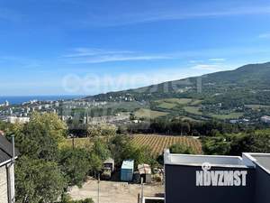 Коттедж 271м&sup2;, 3-этажный, участок 6 сот.  