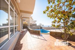 Дом 626м&sup2;, 4-этажный, участок 8 сот.  