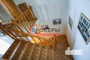 Дом 400м², 2-этажный, участок 20 сот.  