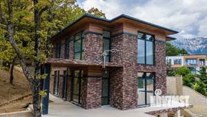 Дом 241м², 3-этажный, участок 5 сот.  