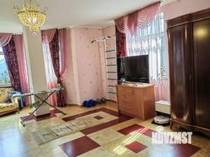 Дом 490м², 4-этажный, участок 5 сот.  