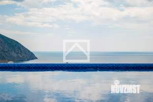 Дом 274м², 2-этажный, участок 4 сот.  