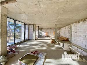 Дом 485м&sup2;, 3-этажный, участок 8 сот.  